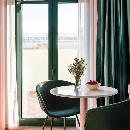 Numa Anjos Апарт-отель 4*