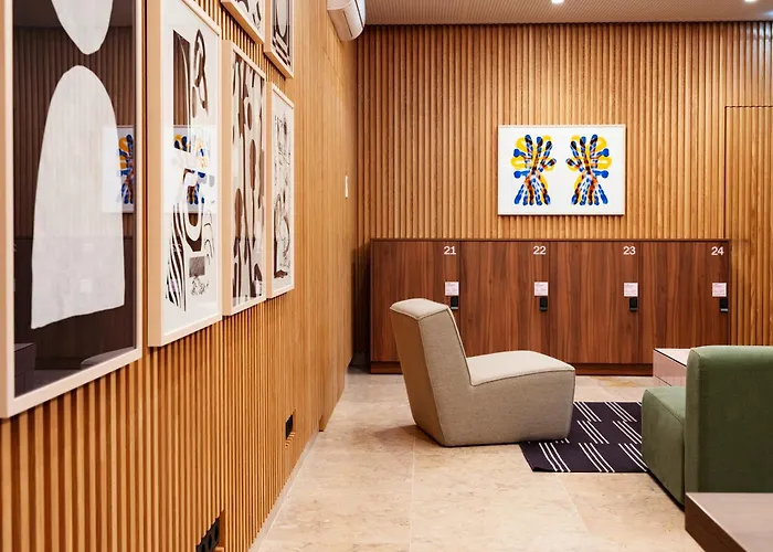 Aparthotel Numa Anjos