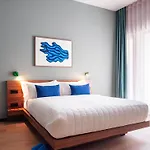 Aparthotel Numa Anjos 4*