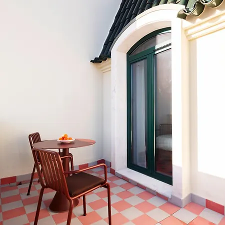 Numa Anjos Aparthotel 4*