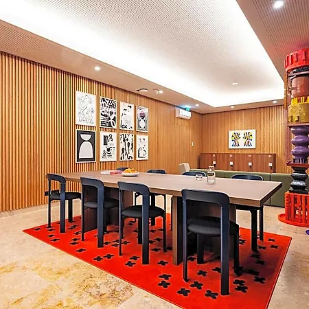 Numa Anjos Aparthotel 4*